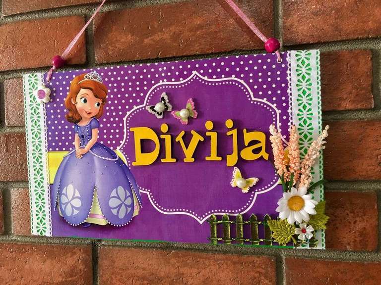 Sophia Kids Name Plate HITCHKI