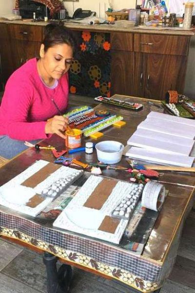 about hitchki dot in hand made name plates artists 0008